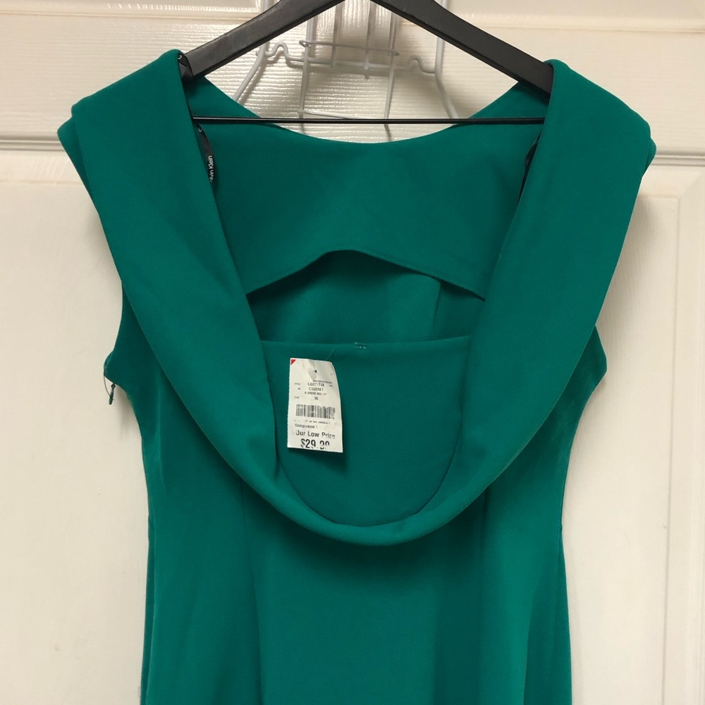 Calvin Klein Elegant Green Sleeveless Dress - Picture 6 of 16